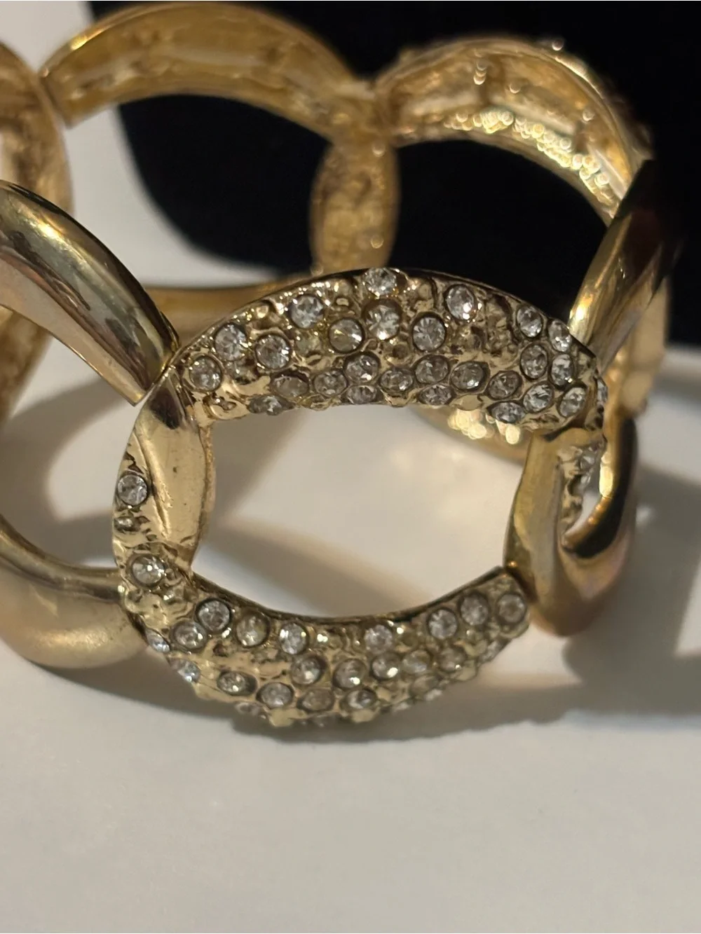 Vintage Style Gold-Tone Rhinestone Link Stretch Cuff Bracelet Sparkling Jewelry